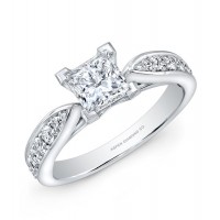 Princess Cut Diamond Engagement Ring in 18K White Gold