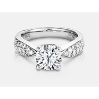round Brilliant Diamond Engagement Ring in 18K White Gold